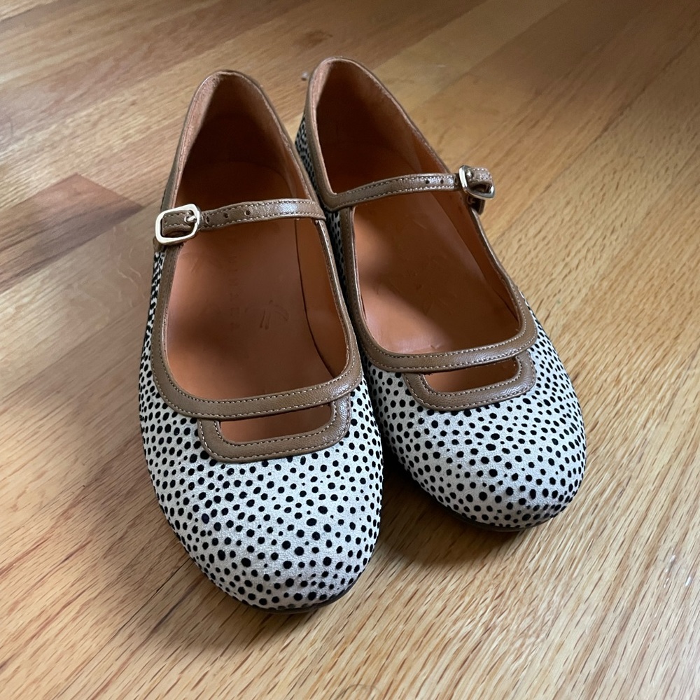 Chie Mihara flats